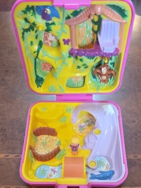 Vintage Bluebird 1989 Polly Pocket Wild Zoo World Jungle Compact OG Polly & 🐒